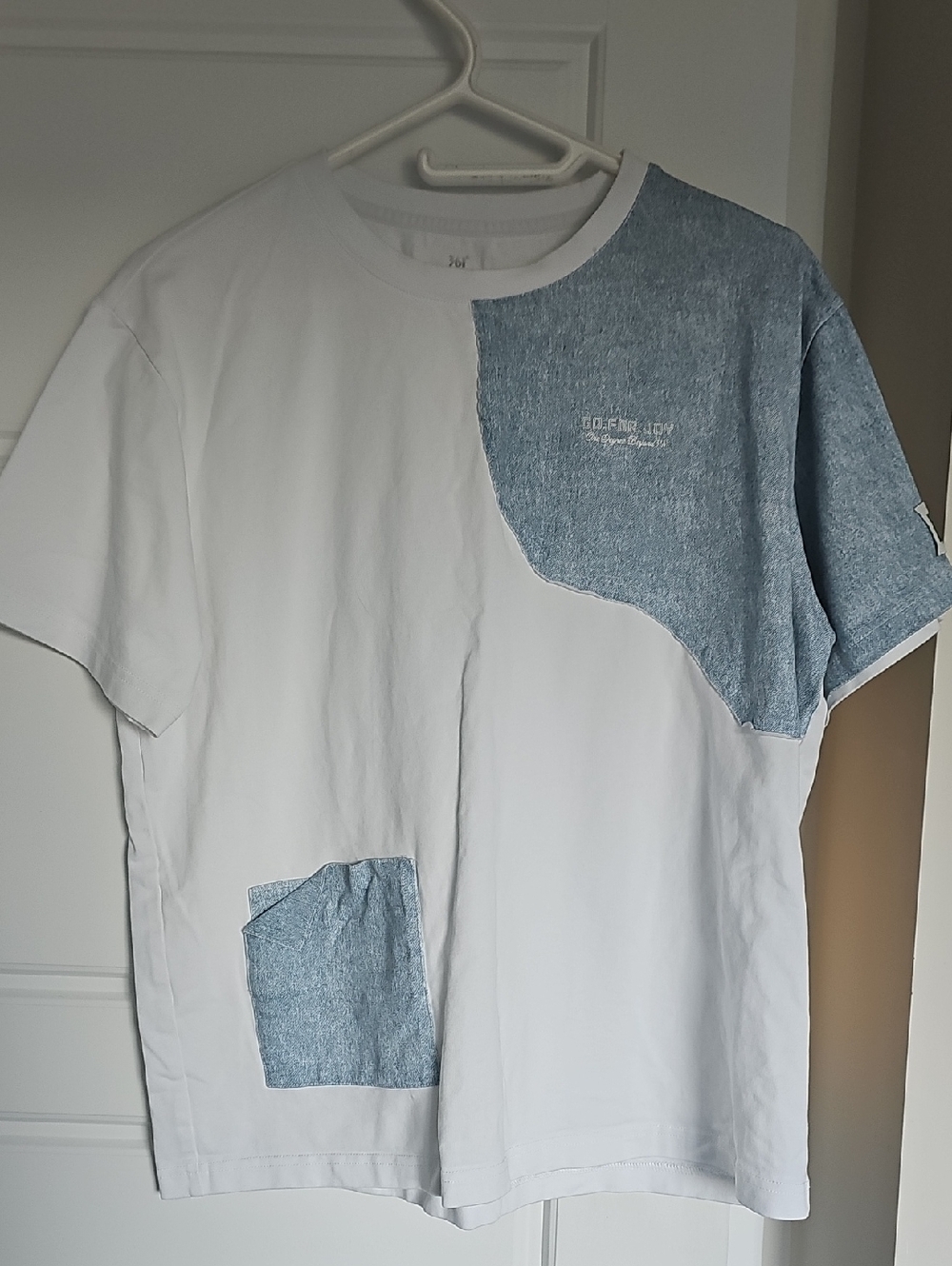 Women’s White and Light Blue Colorblock Short Sleeve Tee